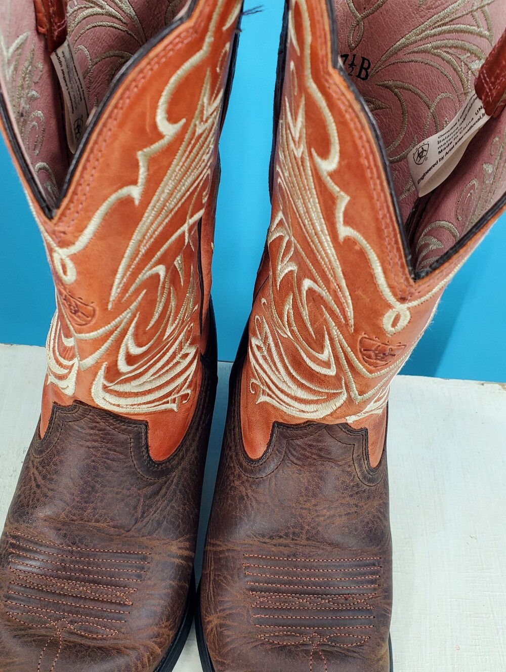 Ariat leather cowboy boots 7.5 - Picture 16 of 16